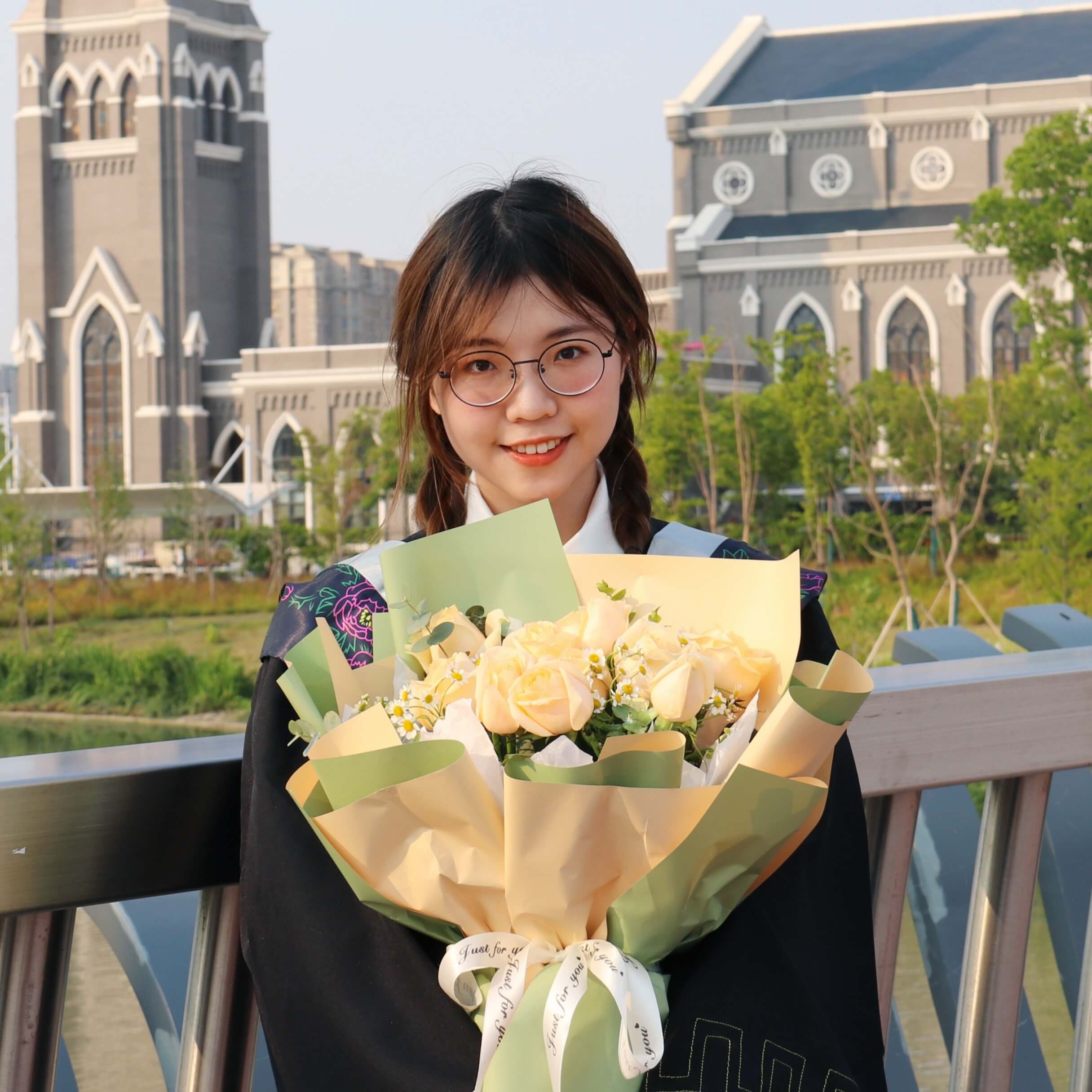Zou, Chen